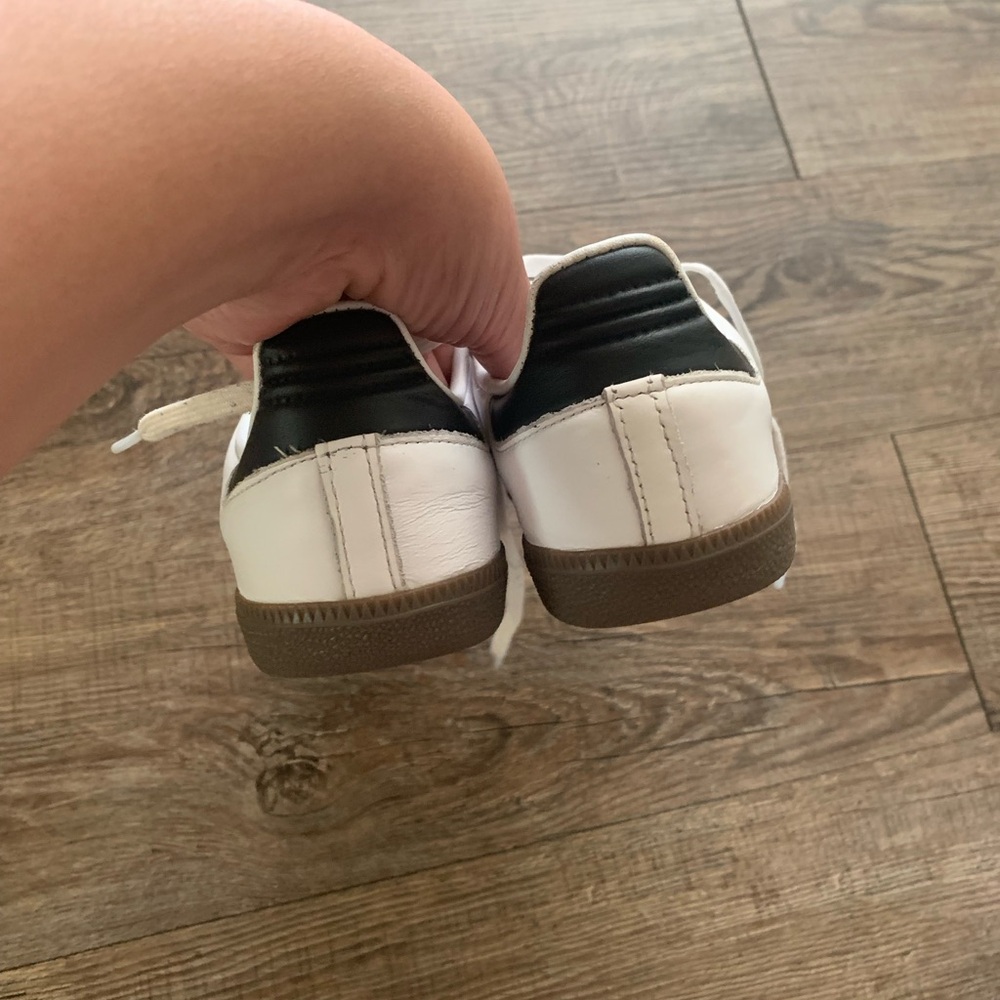 Adidas White and Black Sambas - Picture 4 of 4